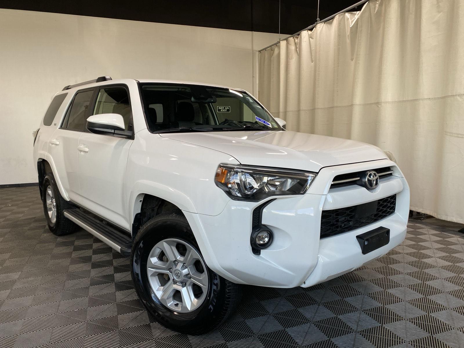  2024 Toyota 4Runner SR5 4WD   