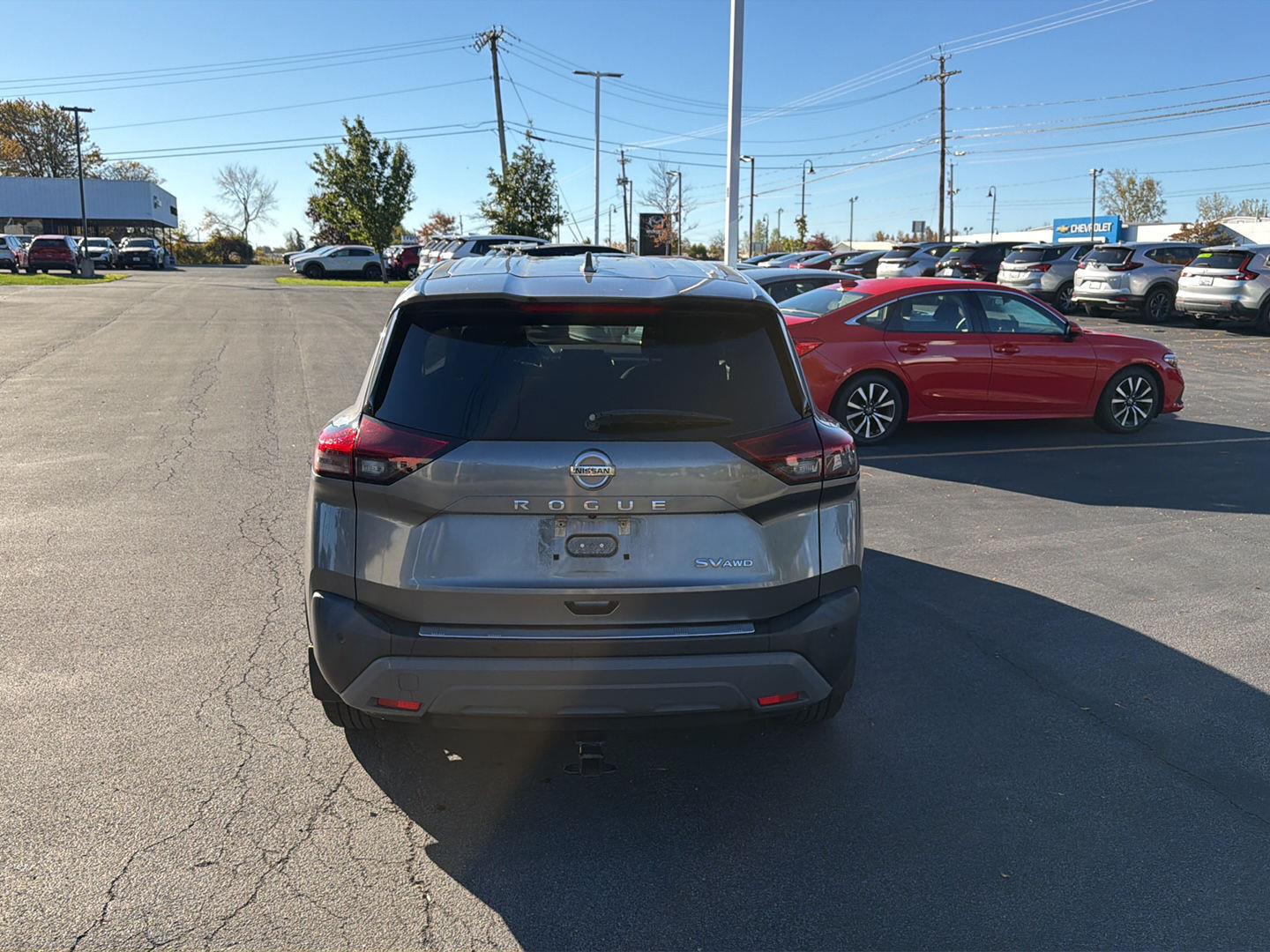 Used 2021 Gun Metallic Nissan SV image 6