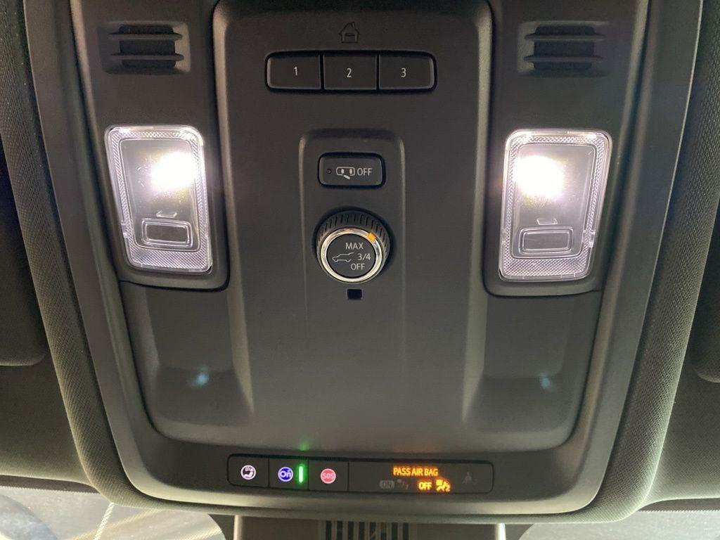 Used 2023 Titanium GMC SLT image 25