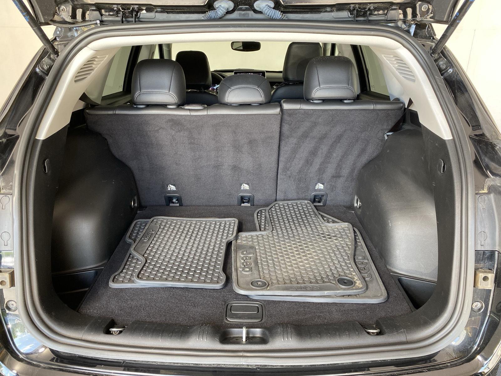 Used 2022 Diamond Black Crystal Pearlcoa Jeep Trailhawk image 7