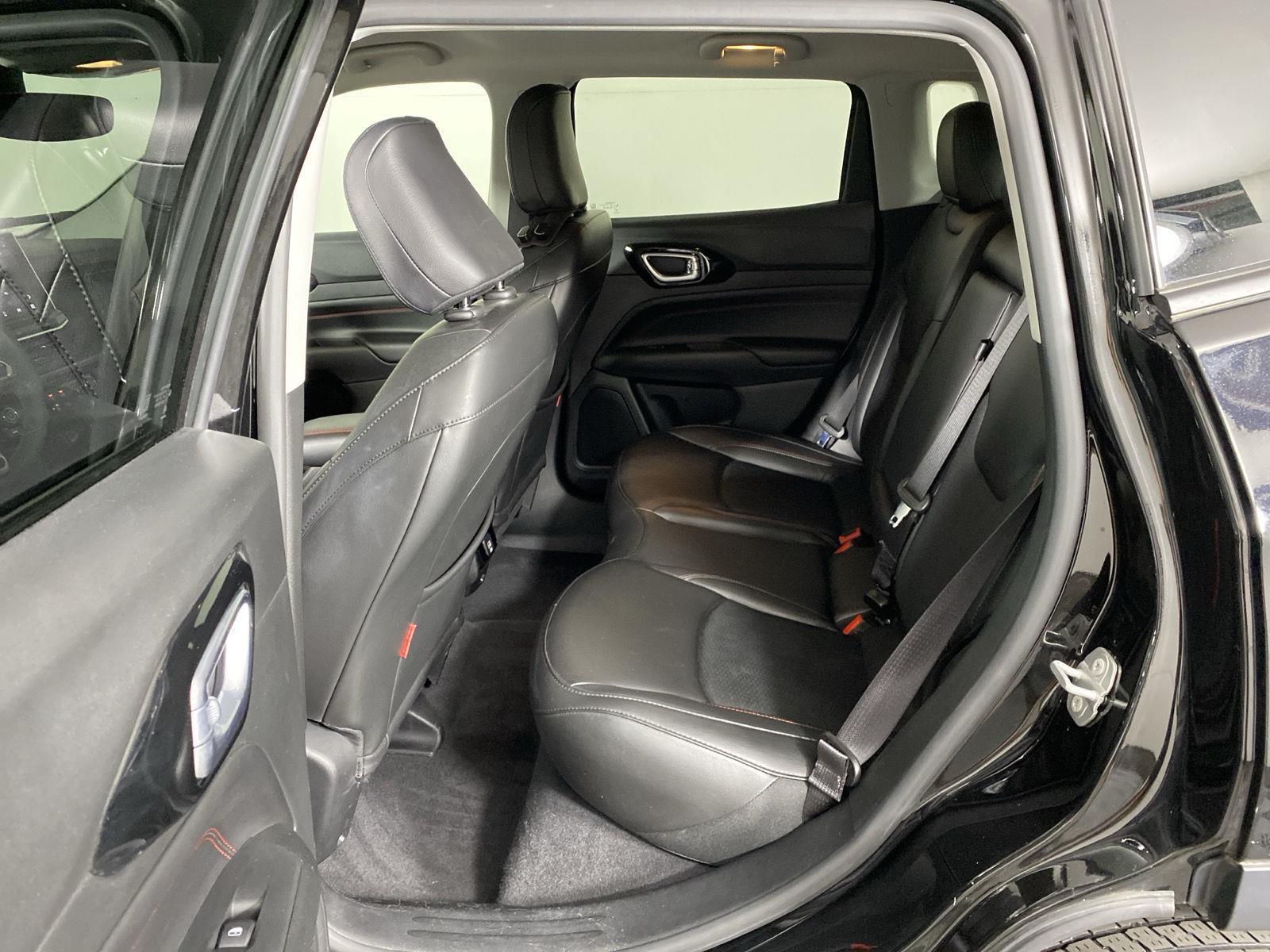 Used 2022 Diamond Black Crystal Pearlcoa Jeep Trailhawk image 23
