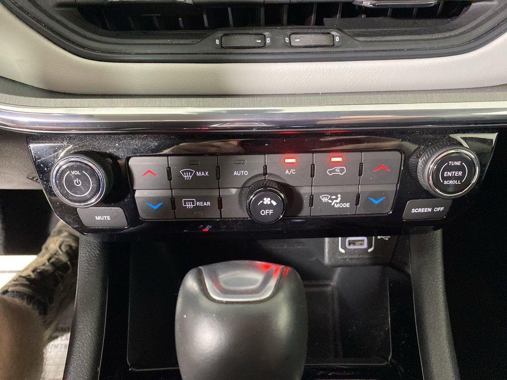 Certified Used 2022 Velvet Red Pearlcoat Jeep Limited image 20