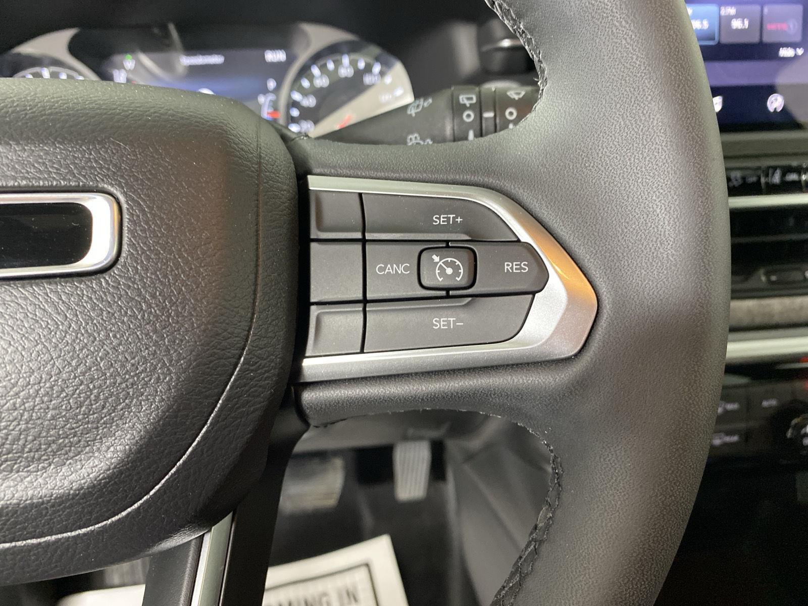 Certified Used 2023 Bright White Clearcoat Jeep Latitude image 16