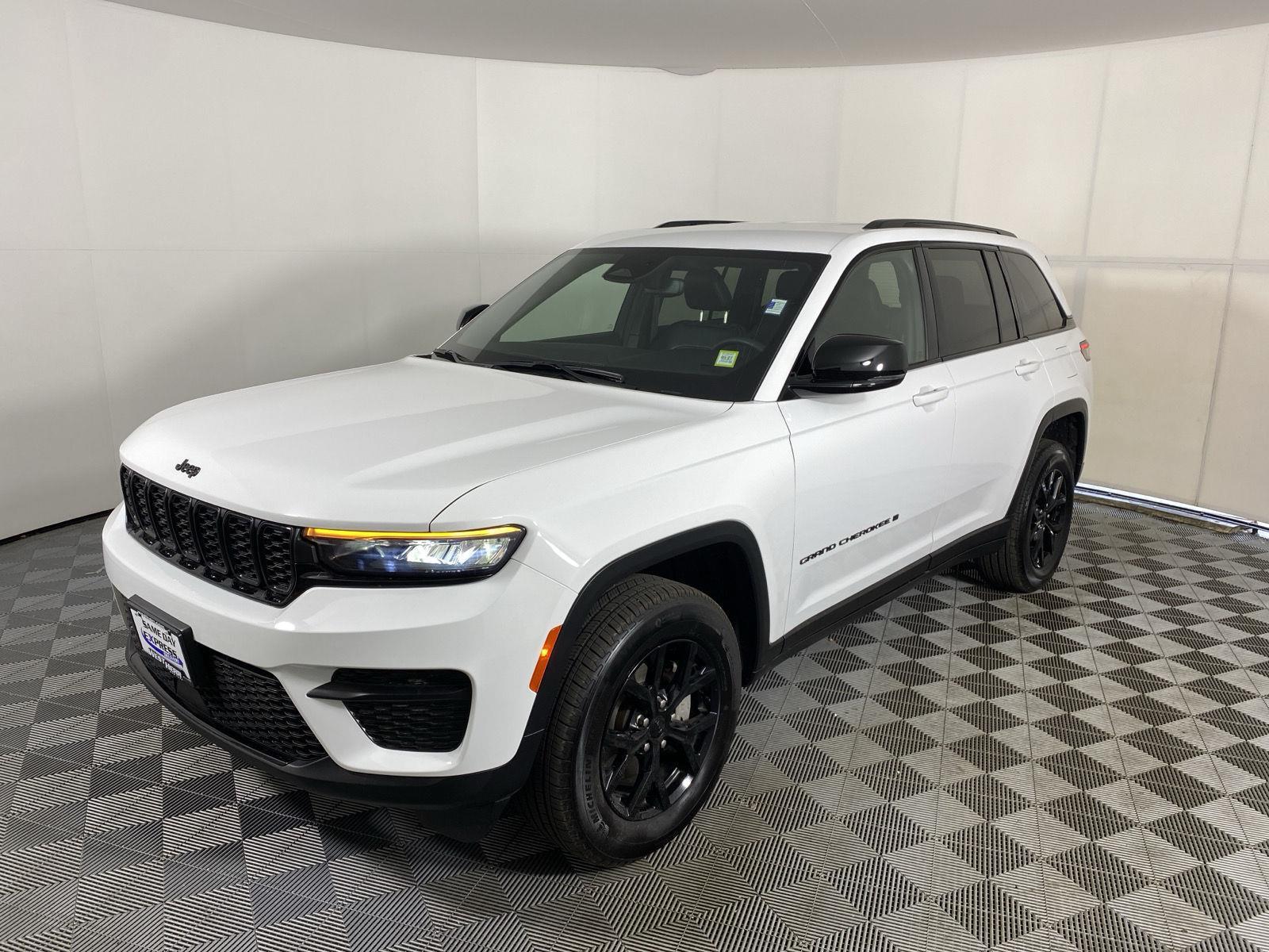 Certified Used 2024 Bright White Clearcoat Jeep Altitude image 3