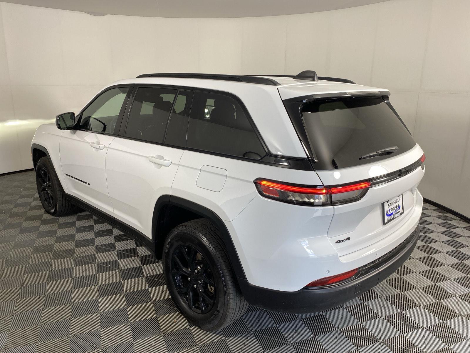 Certified Used 2024 Bright White Clearcoat Jeep Altitude image 5