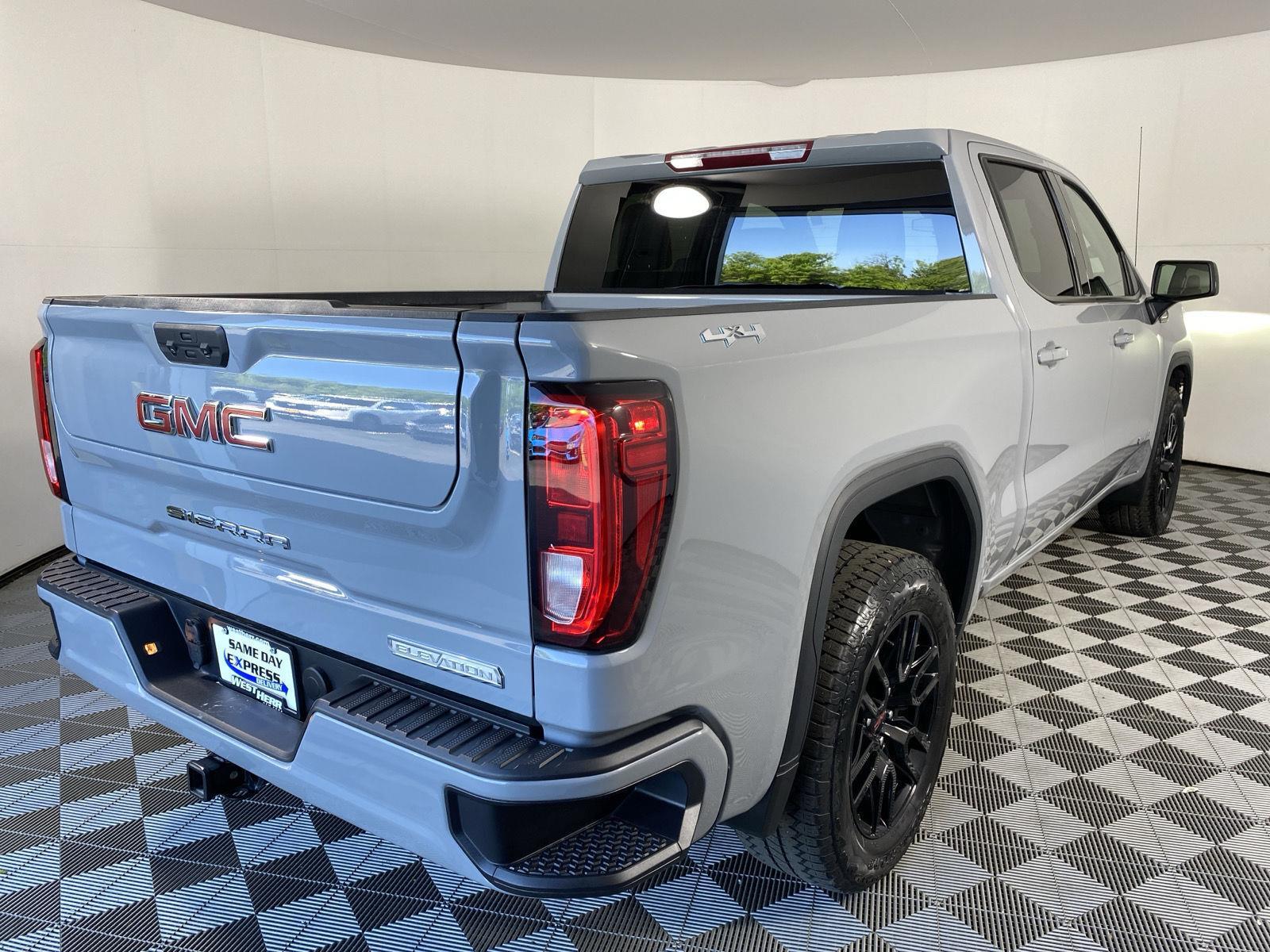Used 2024 Gray GMC Elevation image 6