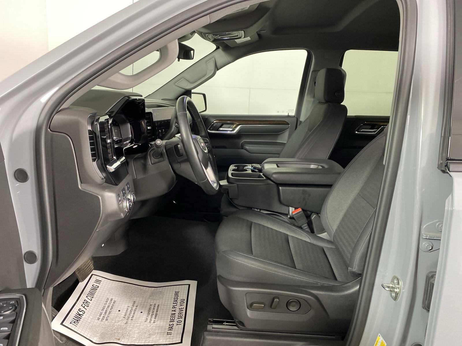 Used 2024 Gray GMC Elevation image 10