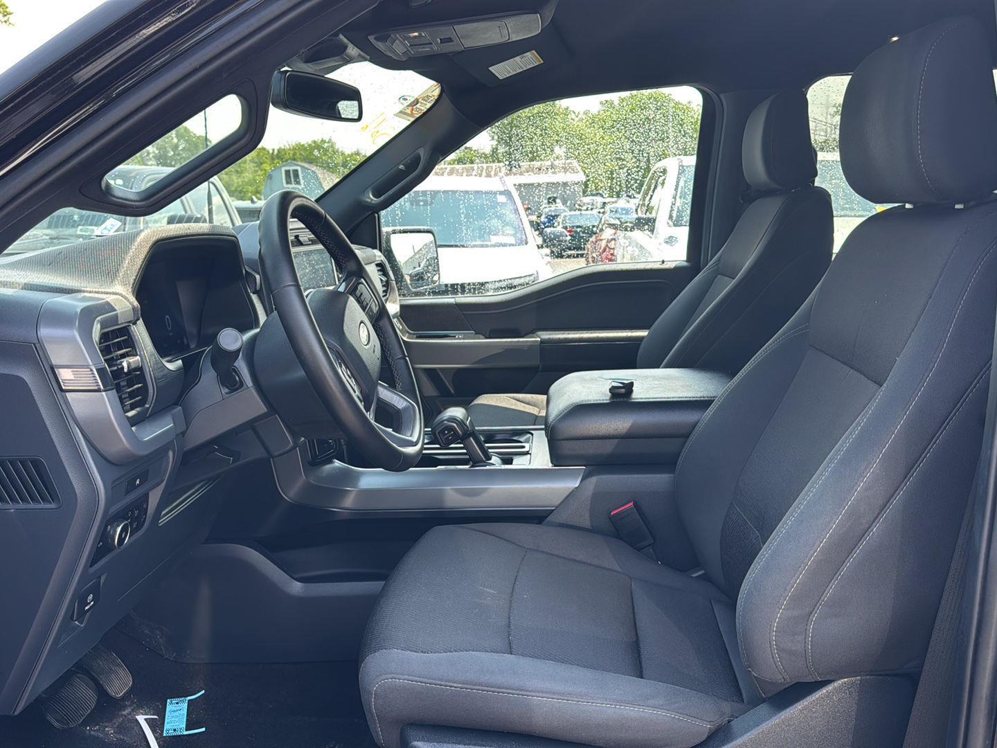 Used 2025 Agate Black Ford XLT image 2