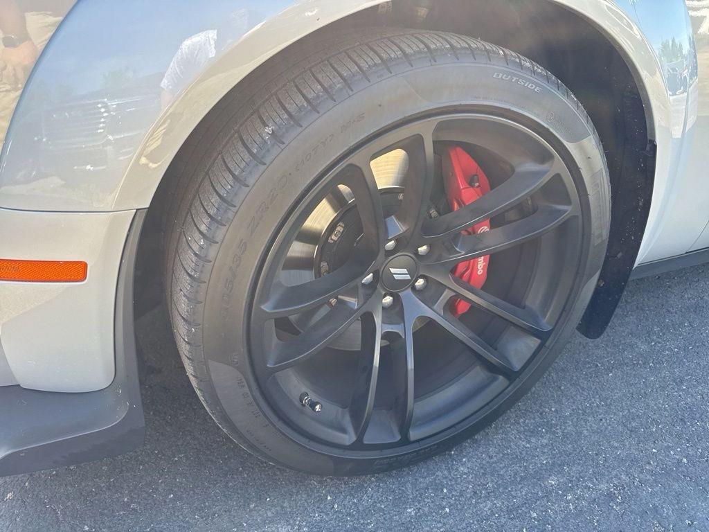 Used 2020 Triple Nickel Clearcoat Dodge R/T Scat Pack Widebody image 4