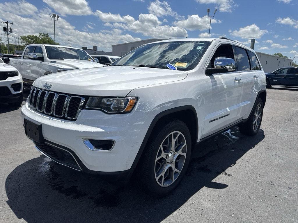 Used 2021 Bright White Clearcoat Jeep Limited image 10