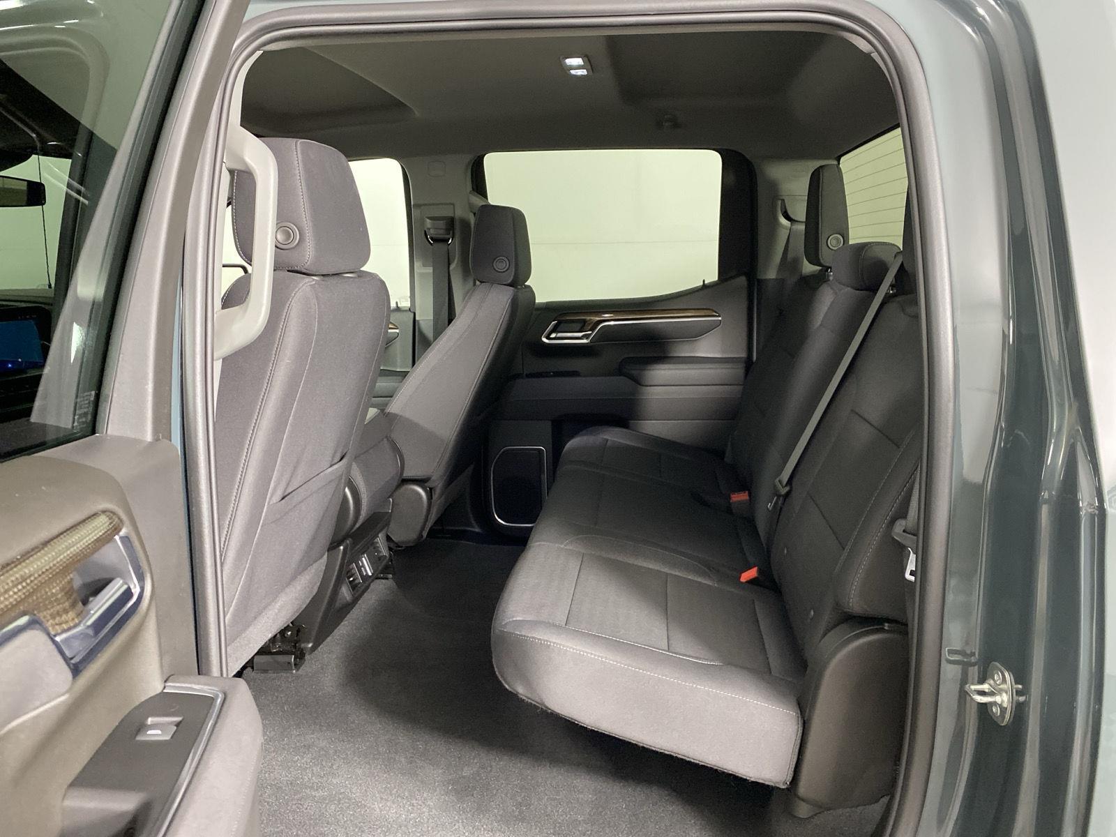 Used 2025 Cypress Gray Chevrolet LT image 11