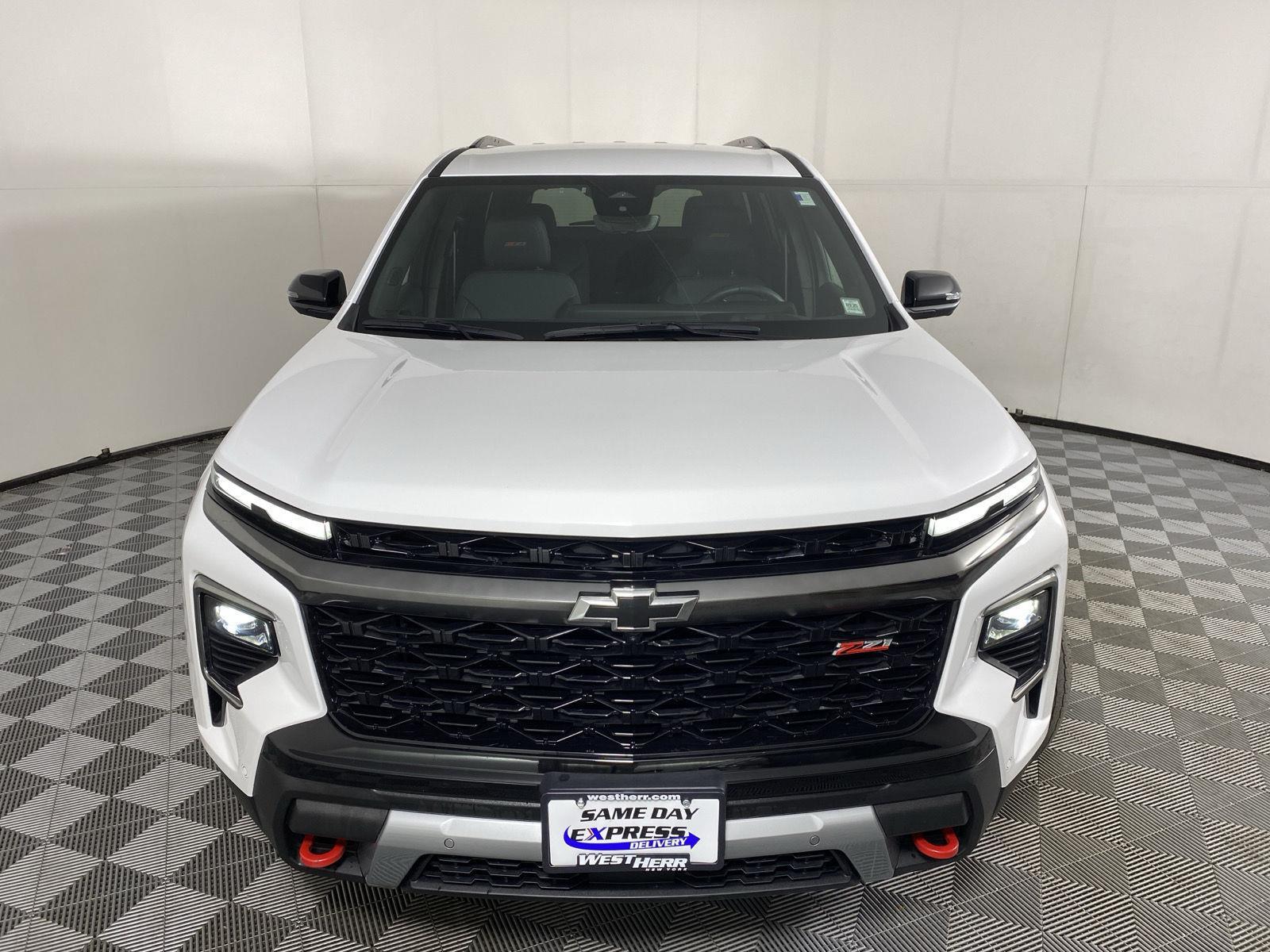 Used 2024 Summit White Chevrolet AWD Z71 image 9