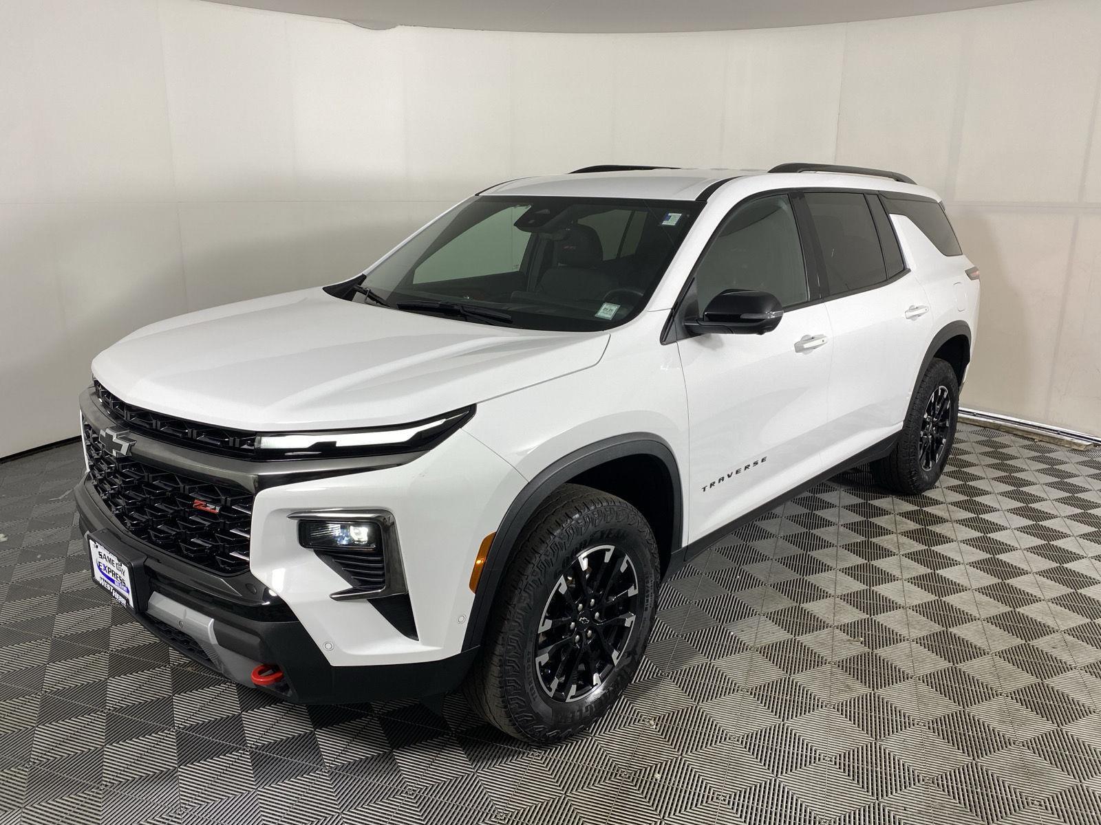 Used 2024 Summit White Chevrolet AWD Z71 image 13