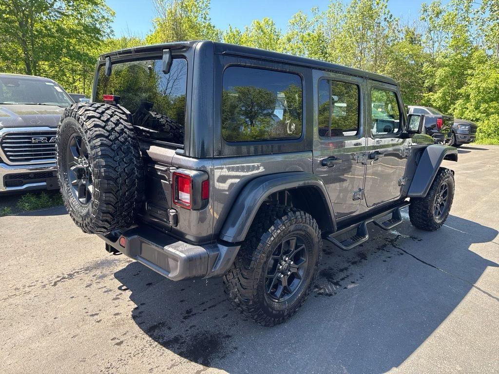 Certified Used 2025 Granite Crystal Metallic Clearcoat Jeep Willys image 10