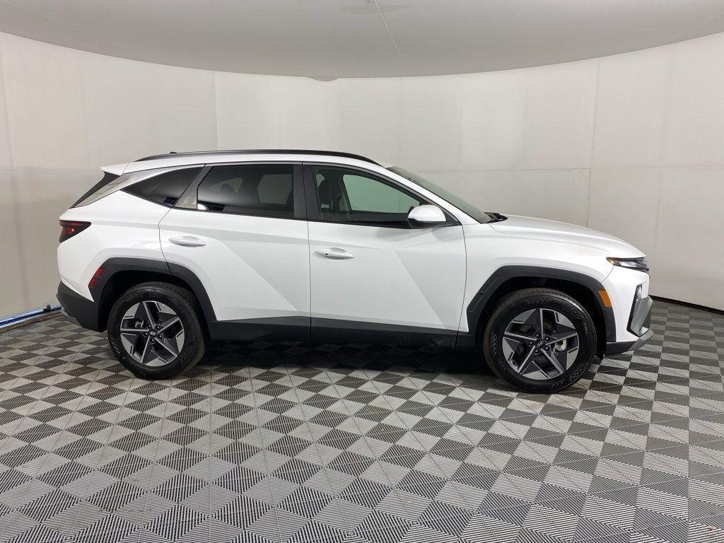 Used 2026 Serenity White Pearl Hyundai SEL image 5