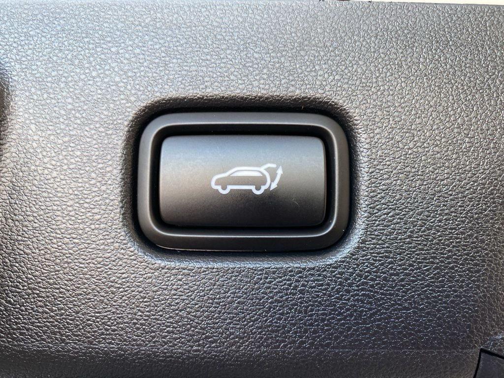 Used 2026 Serenity White Pearl Hyundai SEL image 14