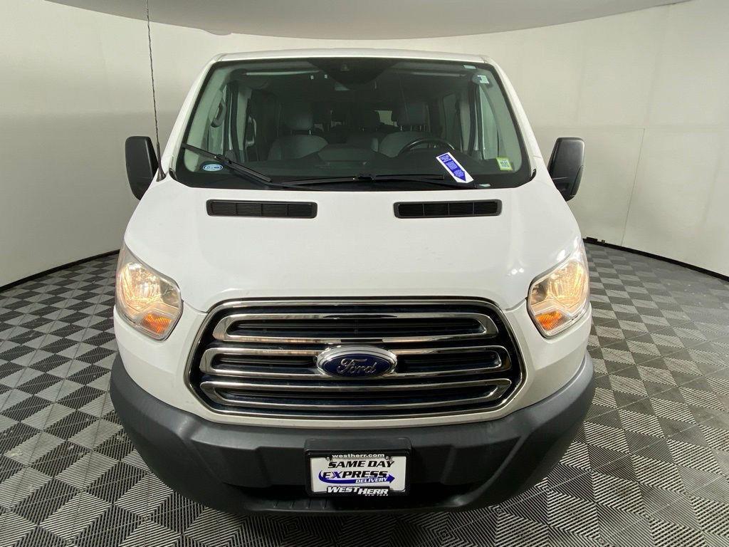 Used 2017 Oxford White Ford XLT image 4
