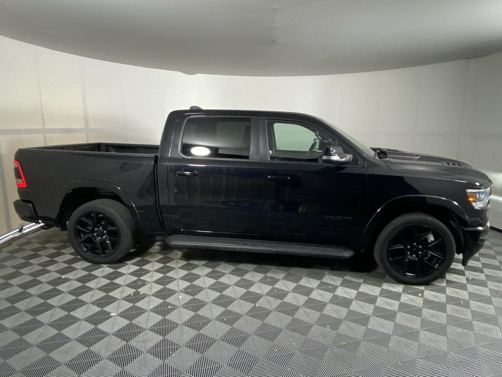 Used 2021 Diamond Black Crystal Pearlcoat Ram Laramie image 8