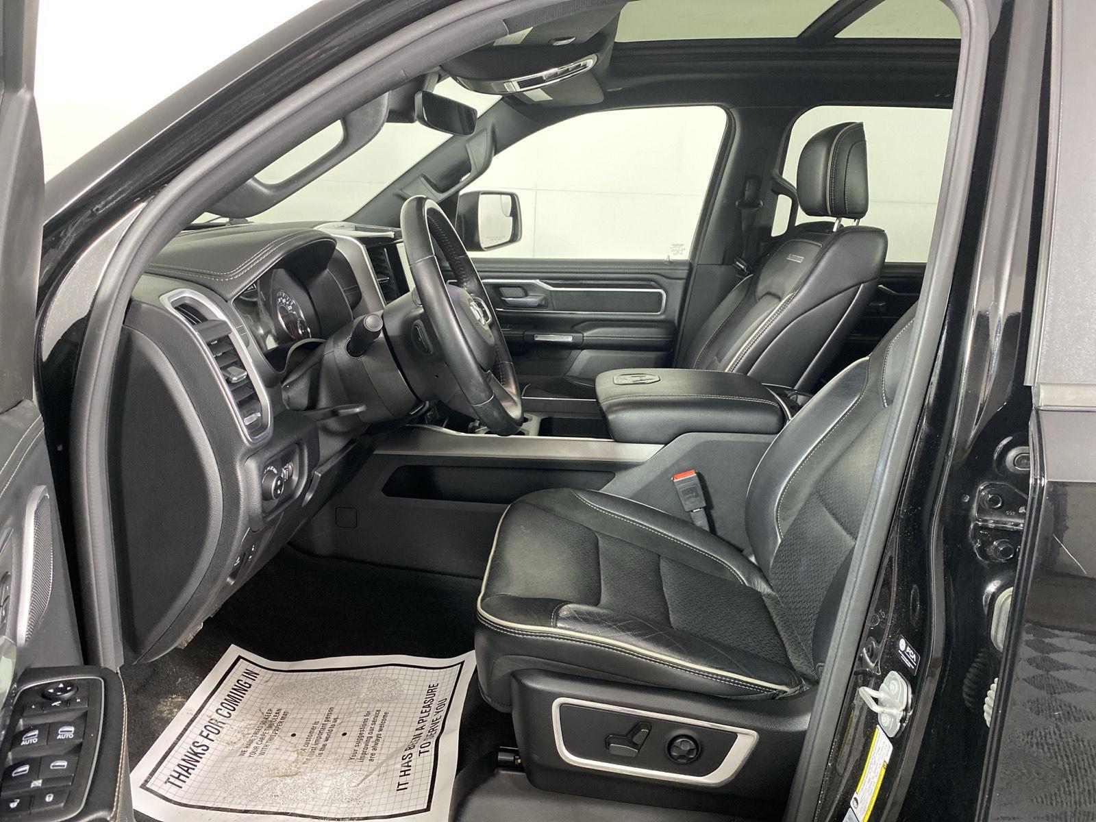 Used 2021 Diamond Black Crystal Pearlcoat Ram Laramie image 11