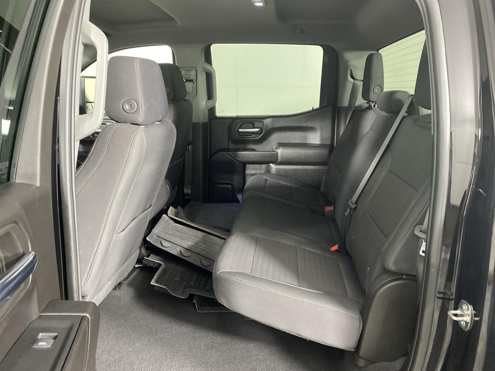 Used 2024 Onyx Black GMC Pro image 9