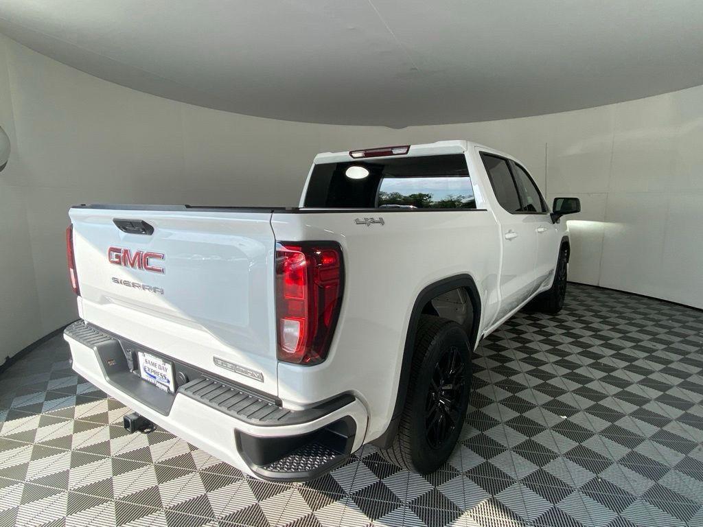 Used 2024 Summit White GMC Elevation image 10