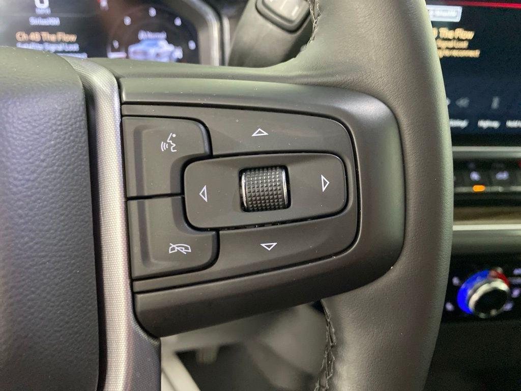 Used 2024 Summit White GMC Elevation image 15