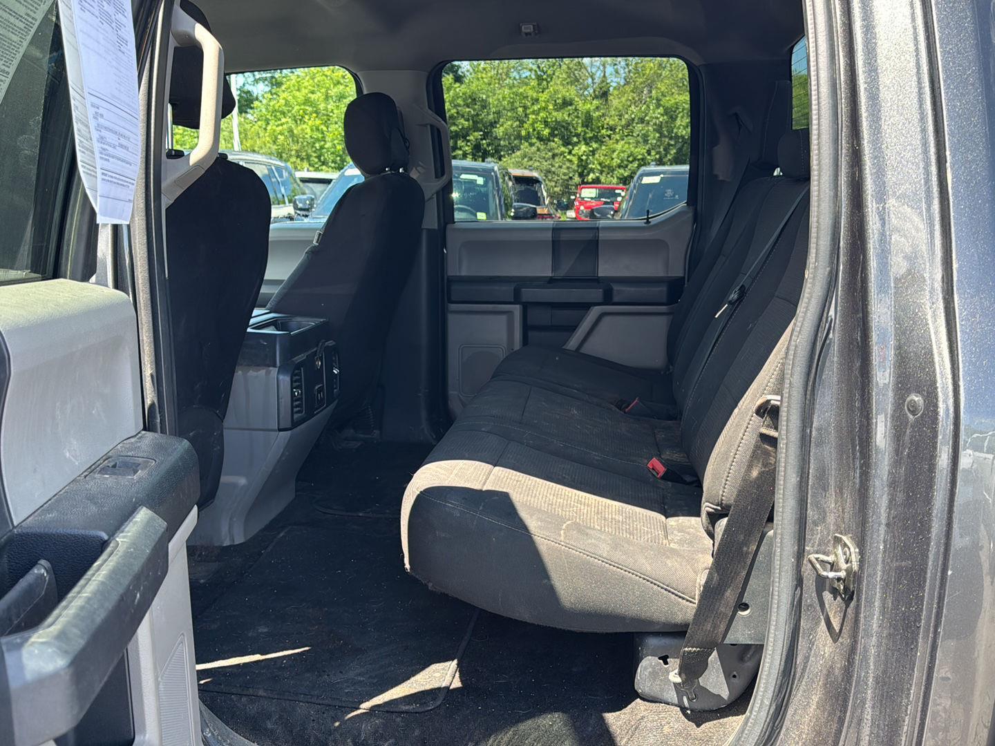 Used 2018 Magnetic Ford XL image 3