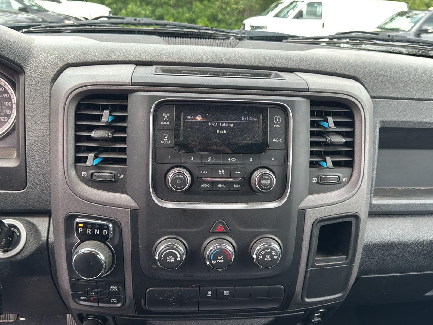 Used 2018 Granite Crystal Metallic Clearcoat Ram Express image 4
