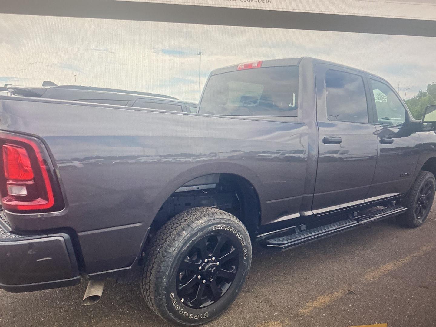 Used 2025 Granite Crystal Metallic Clearcoat Ram Big Horn image 2