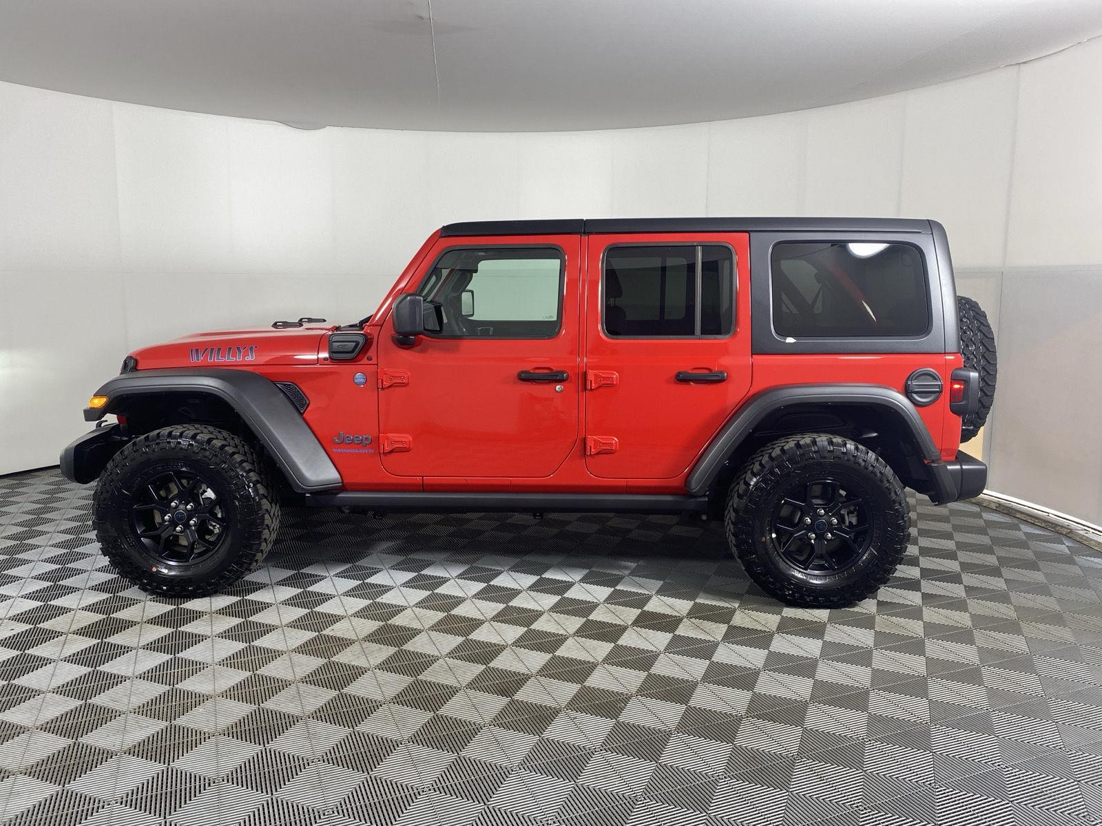 Certified Used 2025 Firecracker Red Clearcoat Jeep Willys image 10