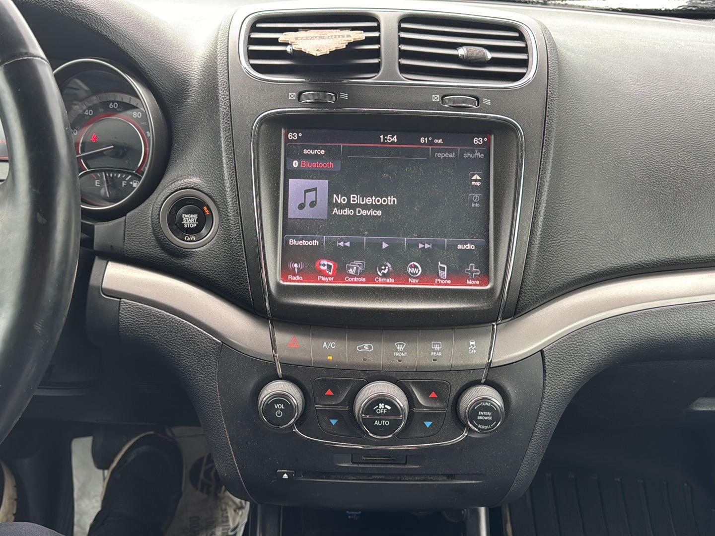 Used 2017 Pitch Black Clearcoat Dodge Crossroad Plus image 11