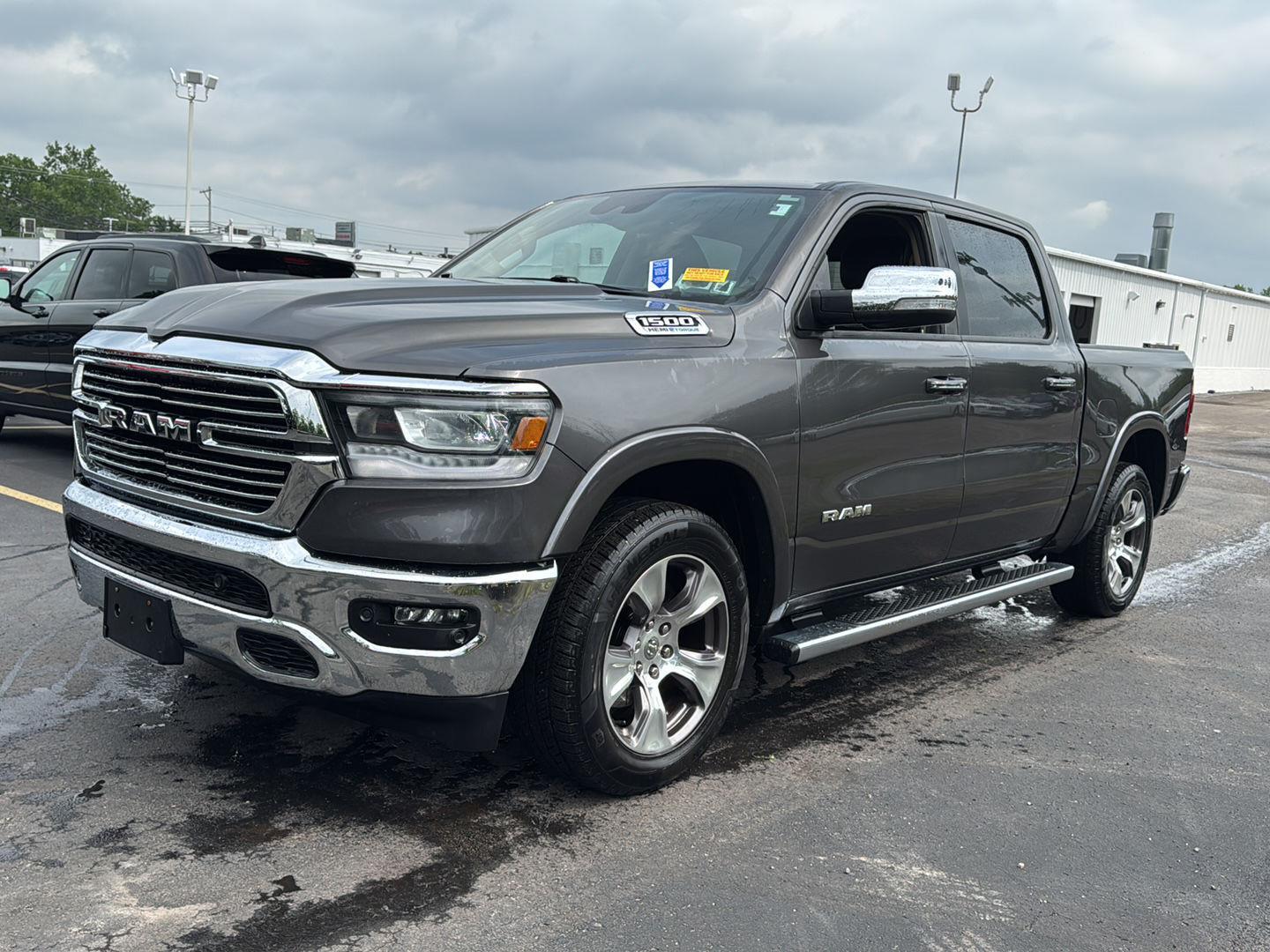 Used 2021 Granite Crystal Metallic Clearcoat Ram Laramie image 6