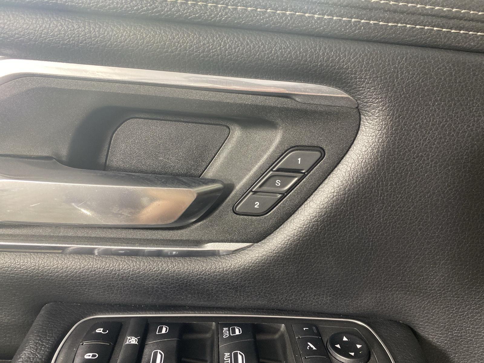 Used 2021 Granite Crystal Metallic Clearcoat Ram Laramie image 26
