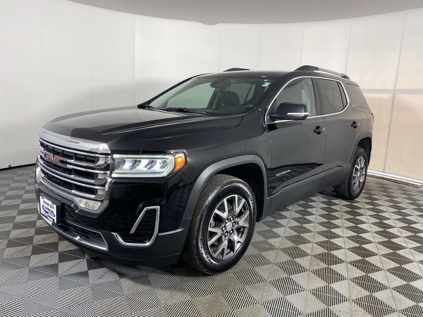 Used 2023 Ebony Twilight Metallic GMC SLE image 11
