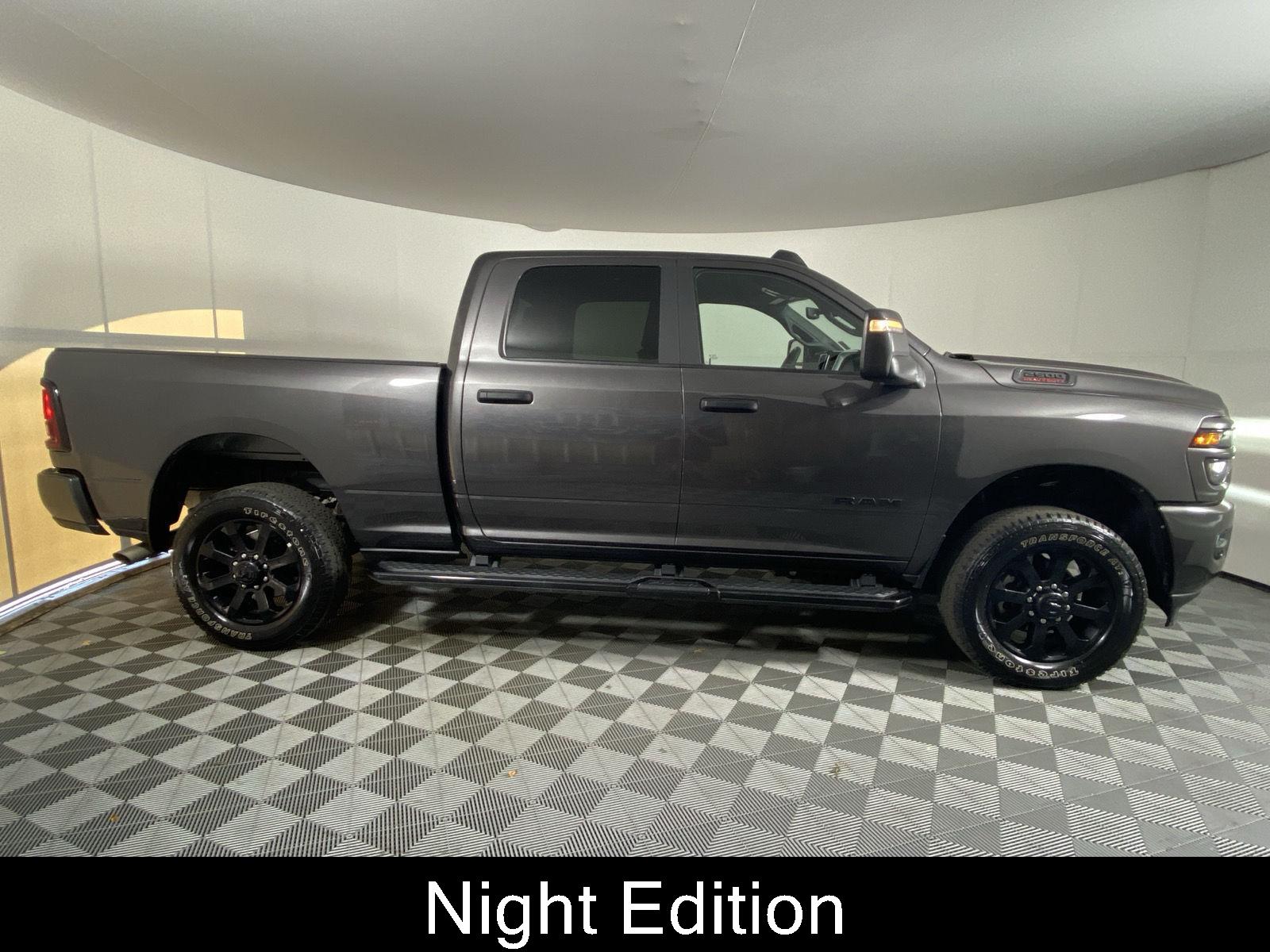 Certified Used 2025 Granite Crystal Metallic Clearcoat Ram Big Horn image 3