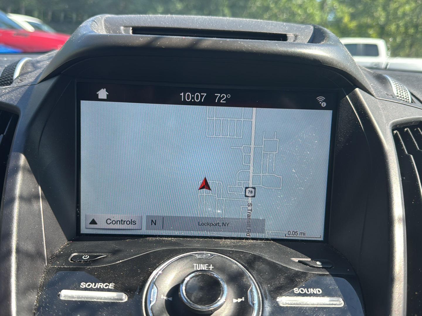 Used 2017 White Platinum Metallic Tri-Coat Ford Titanium image 2
