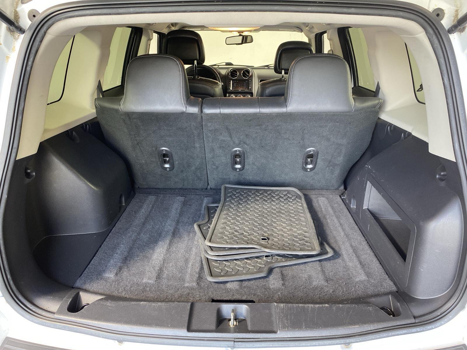 Used 2016 Bright White Clearcoat Jeep High Altitude Edition image 19