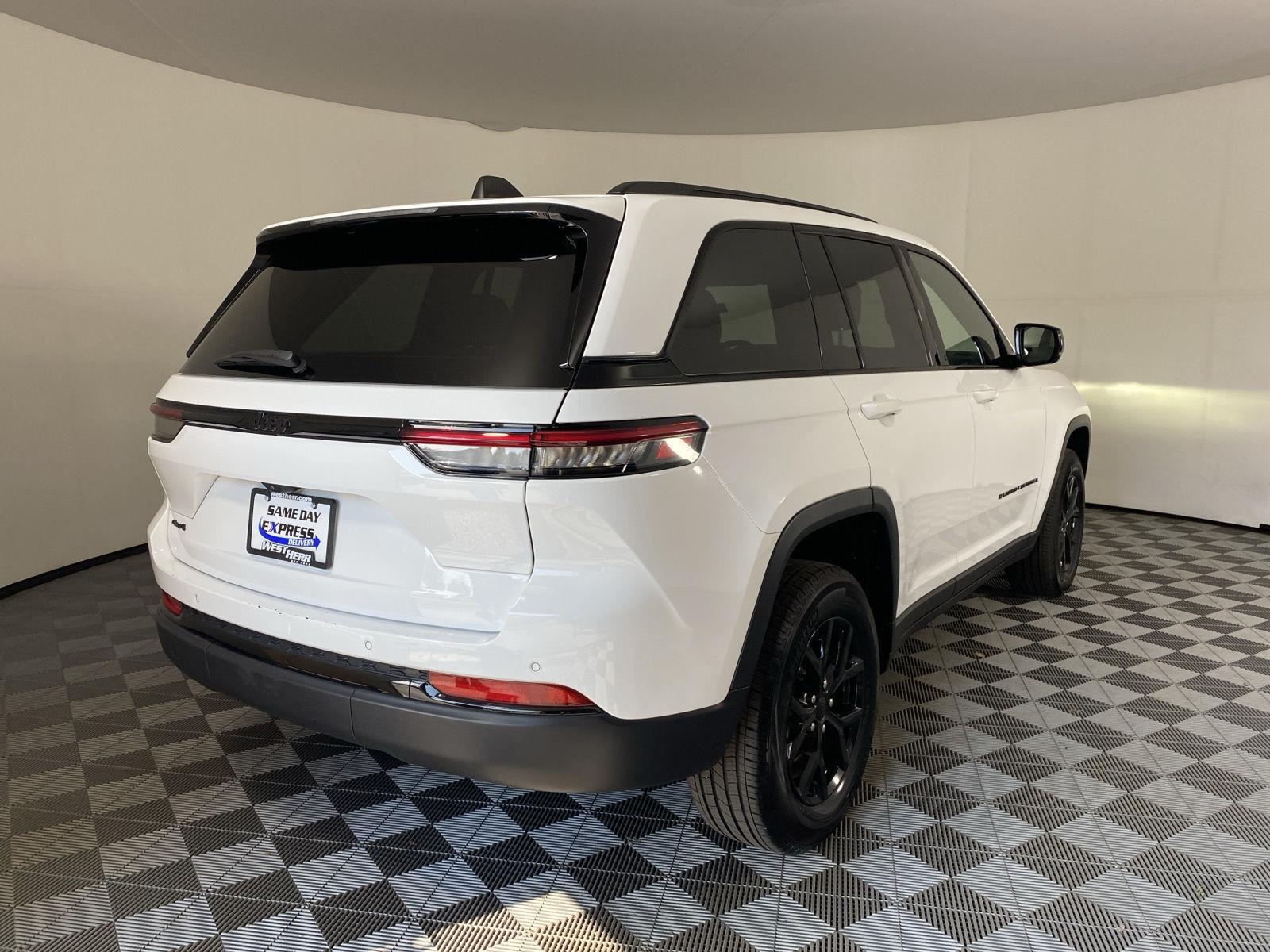 Certified Used 2025 Bright White Clearcoat Jeep Altitude image 6