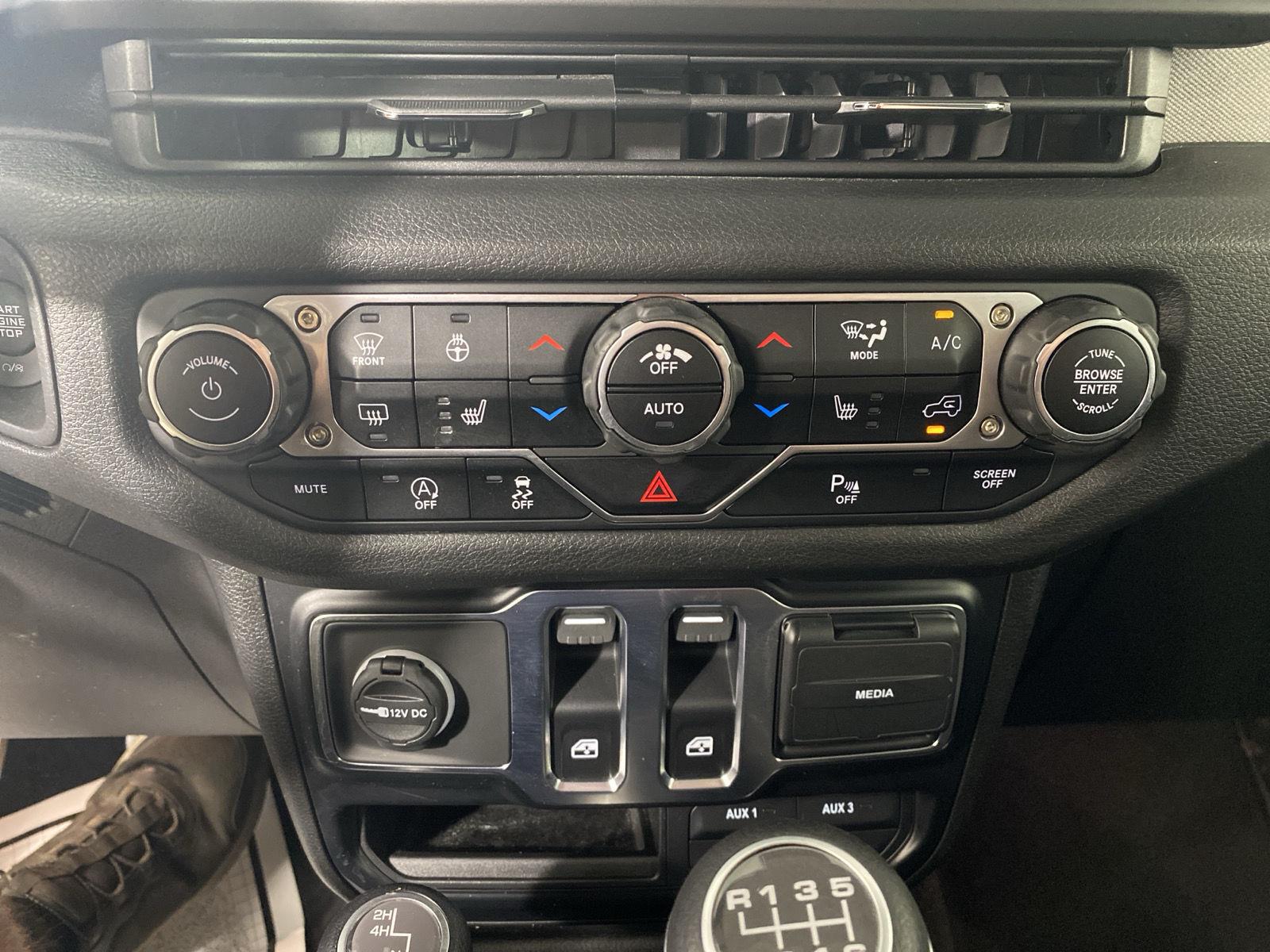Used 2024 Hydro Blue Pearlcoat Jeep Sport S image 2