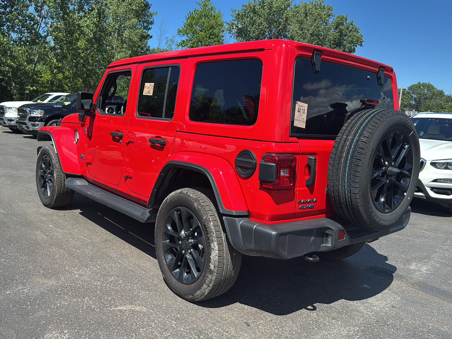 Used 2025 Firecracker Red Clearcoat Jeep Sahara image 5