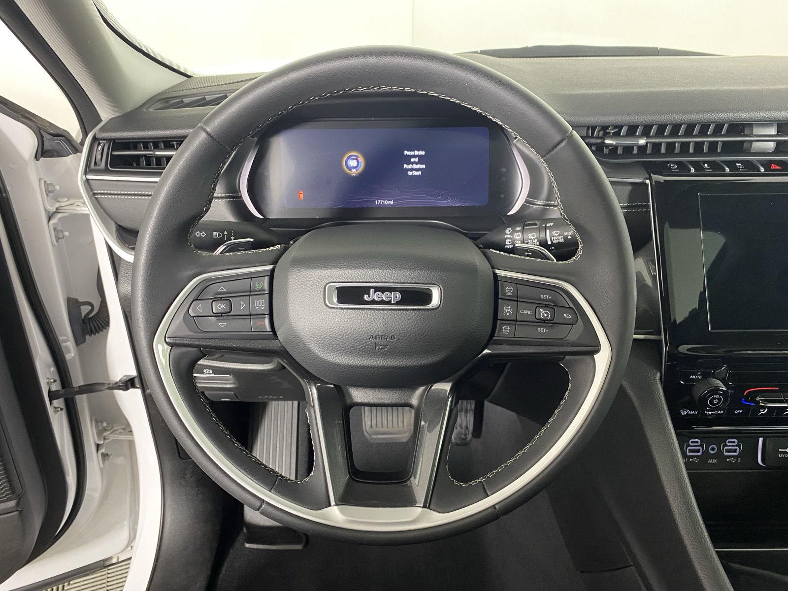Used 2023 Bright White Clearcoat Jeep Laredo image 15