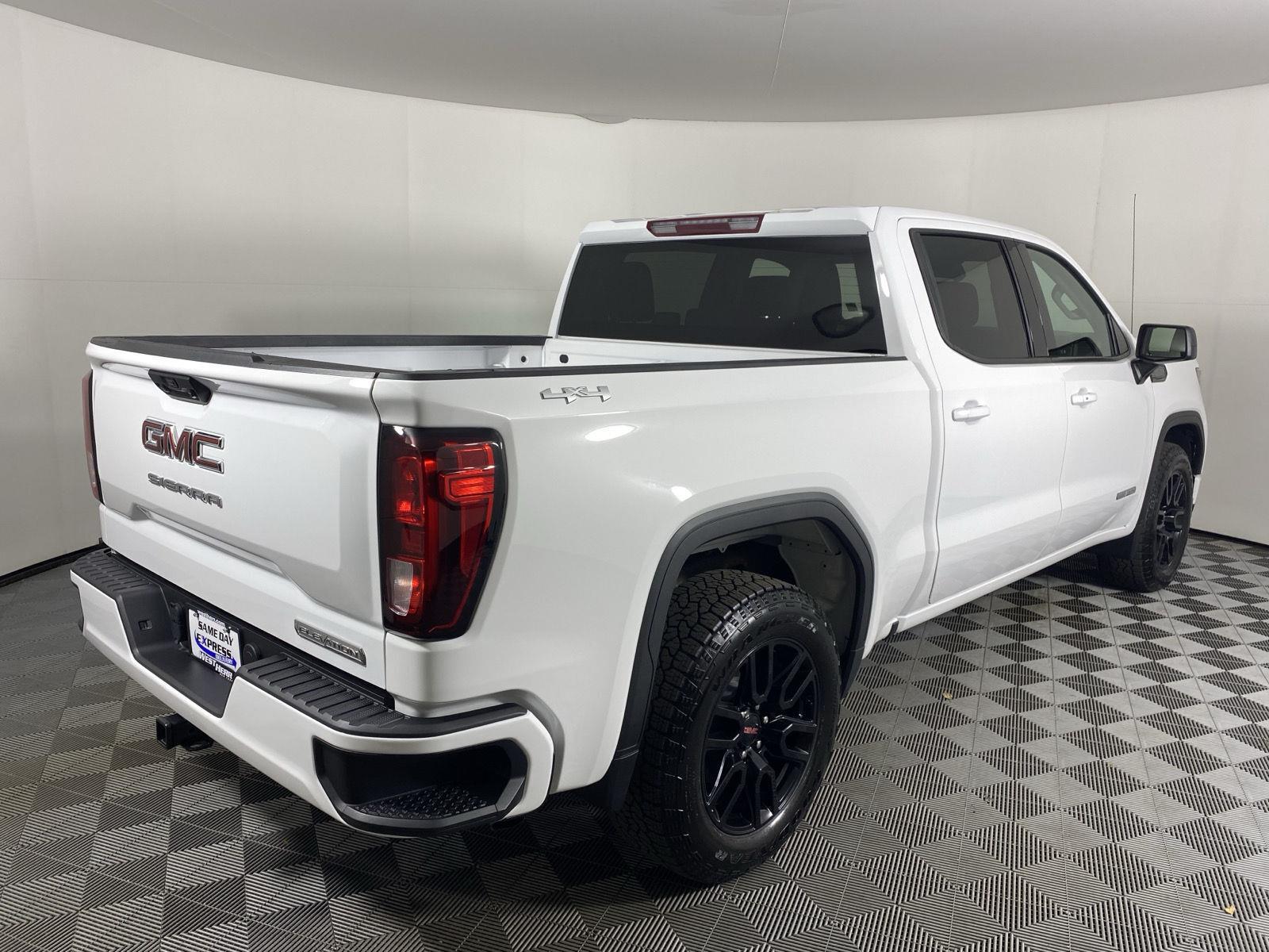 Used 2024 Summit White GMC Elevation image 8