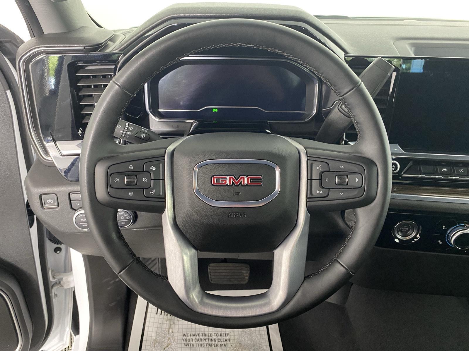 Used 2024 Summit White GMC Elevation image 13