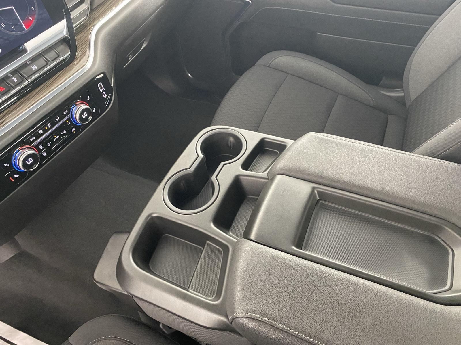 Used 2024 Summit White GMC Elevation image 22