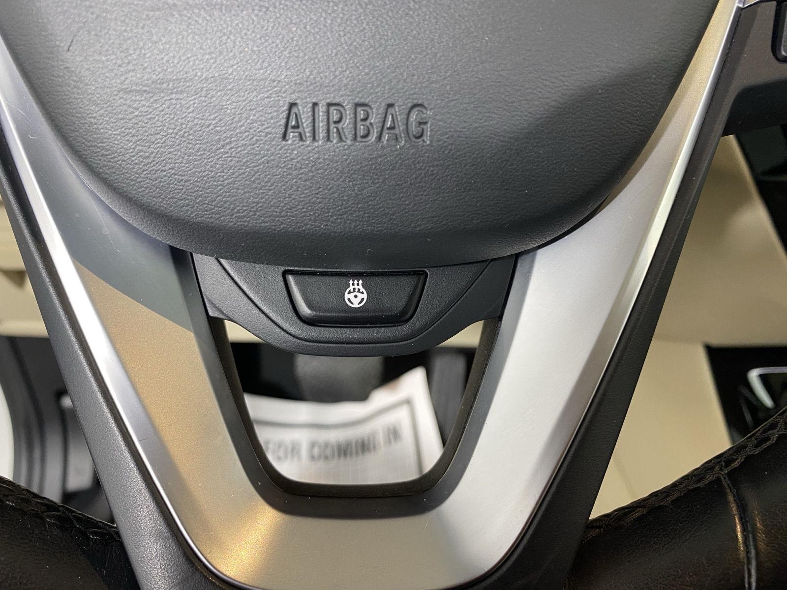 Used 2018 Alpine White BMW xDrive30i image 23