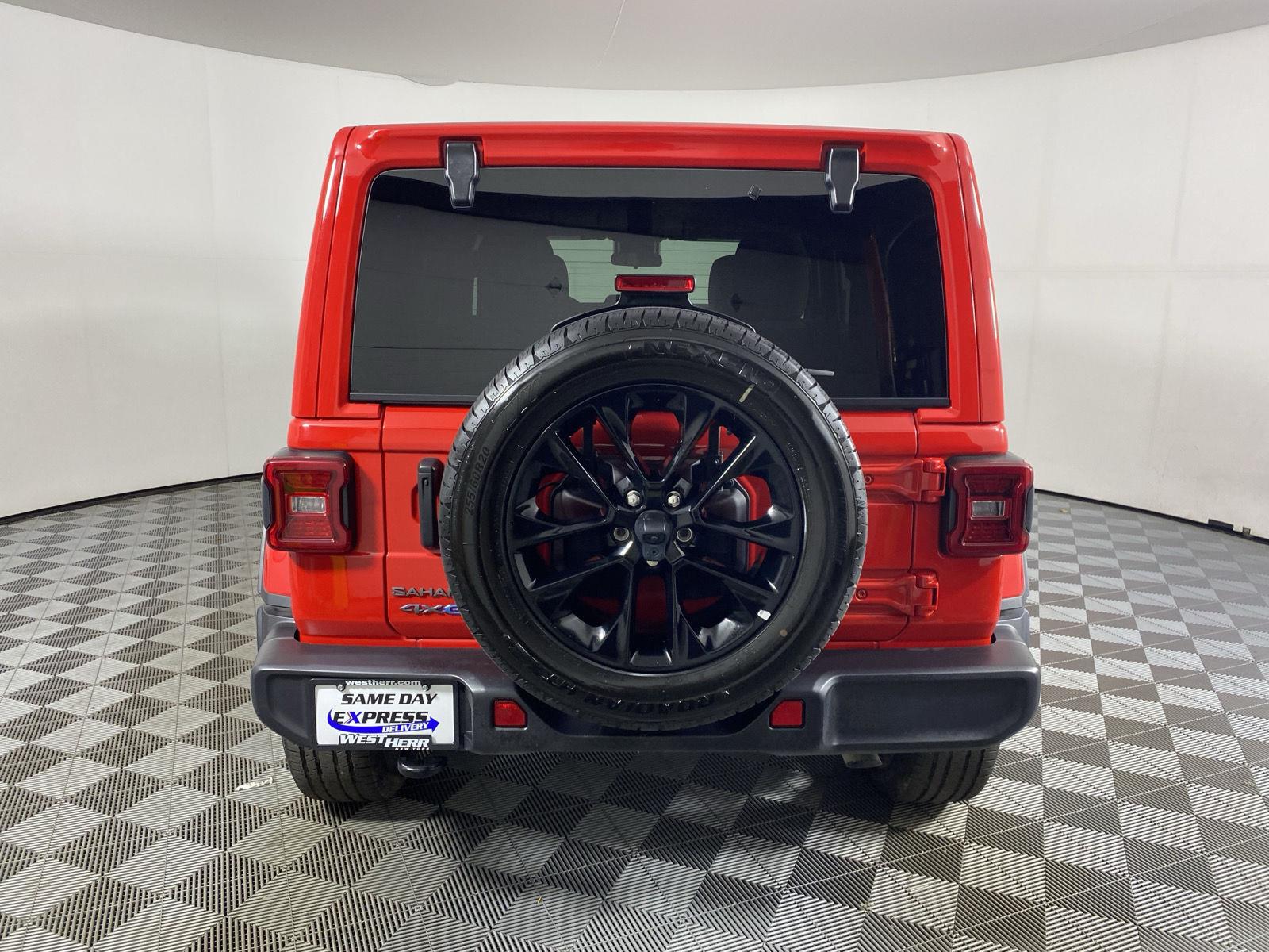 Used 2025 Firecracker Red Clearcoat Jeep Sahara image 17