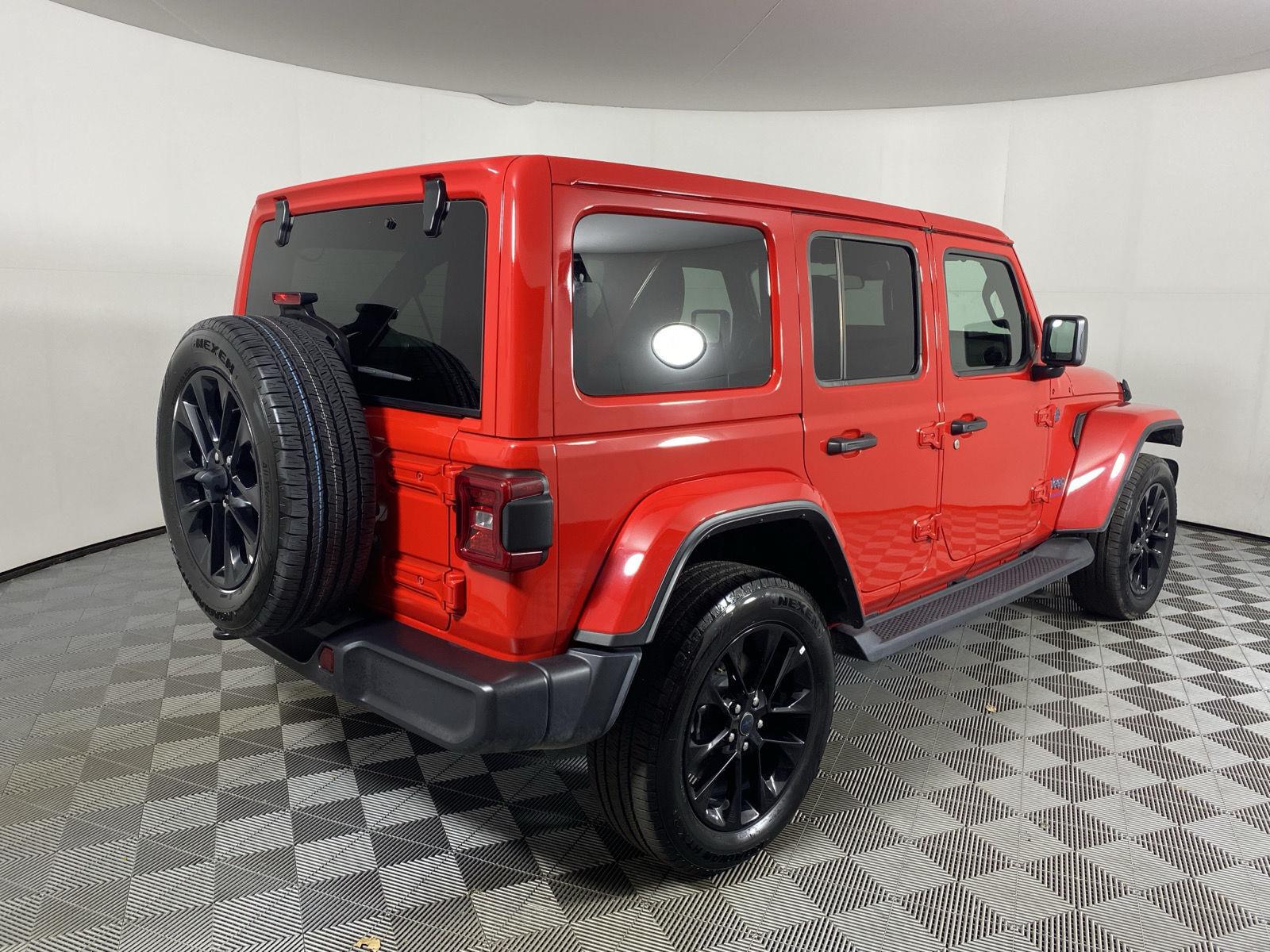 Used 2025 Firecracker Red Clearcoat Jeep Sahara image 18