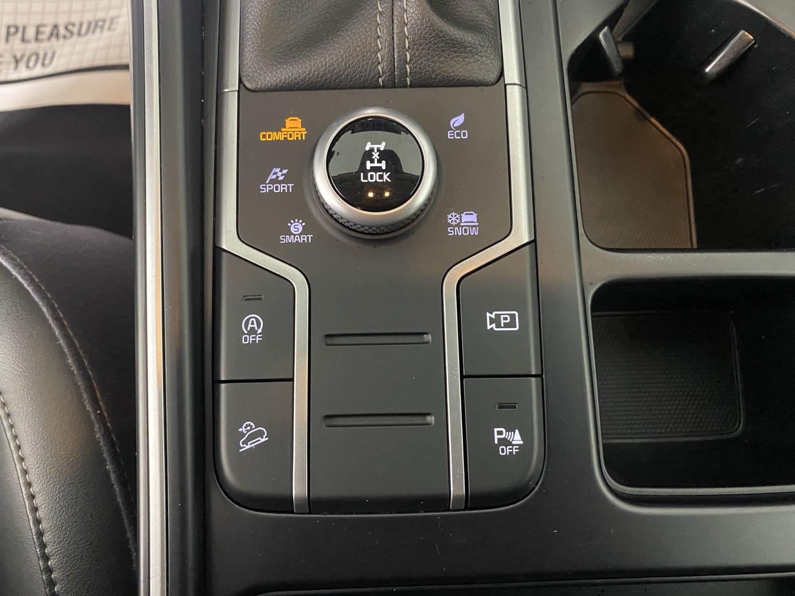 Used 2021 Sparkling Silver Kia S image 23