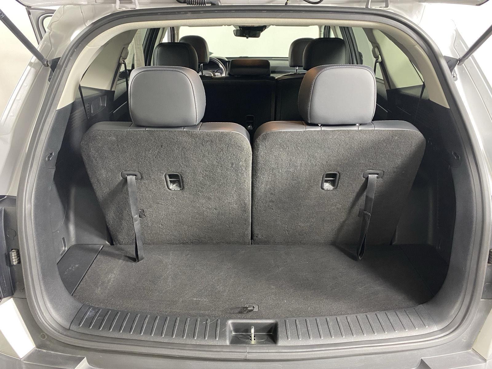 Used 2021 Sparkling Silver Kia S image 27