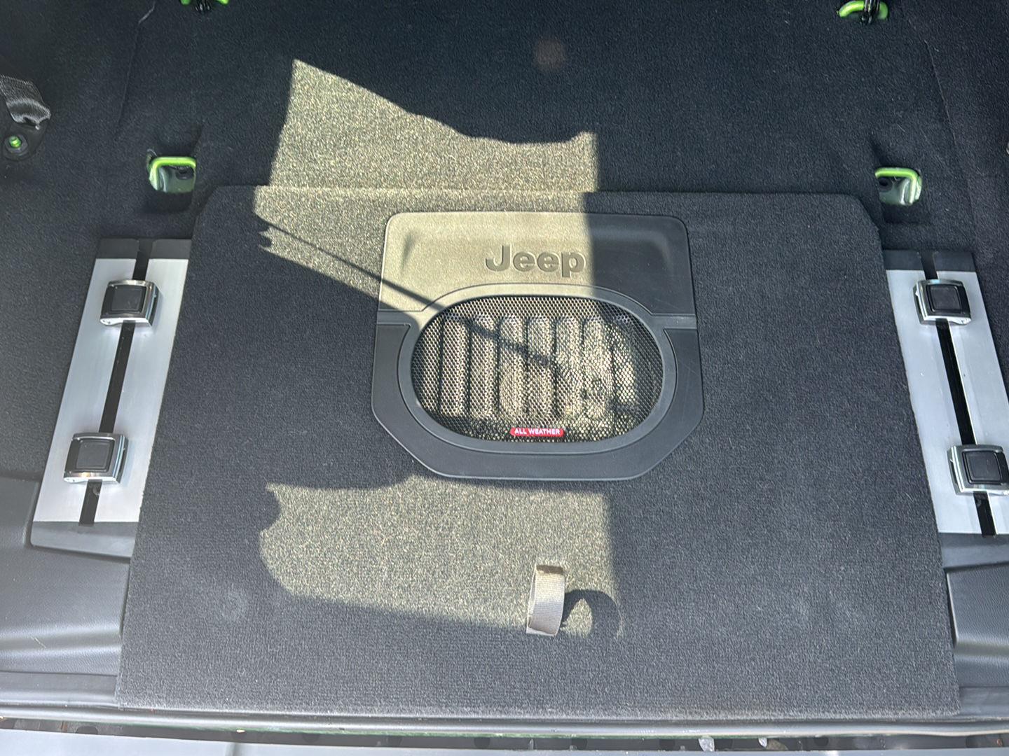 Used 2018 Mojito! Clearcoat Jeep Rubicon image 13